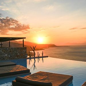 ​Le Grand Bleu Resort